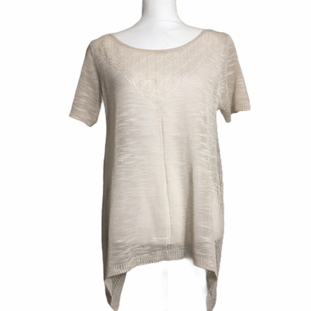 Bus Bua short sleeve asymmetrical knit top. Med